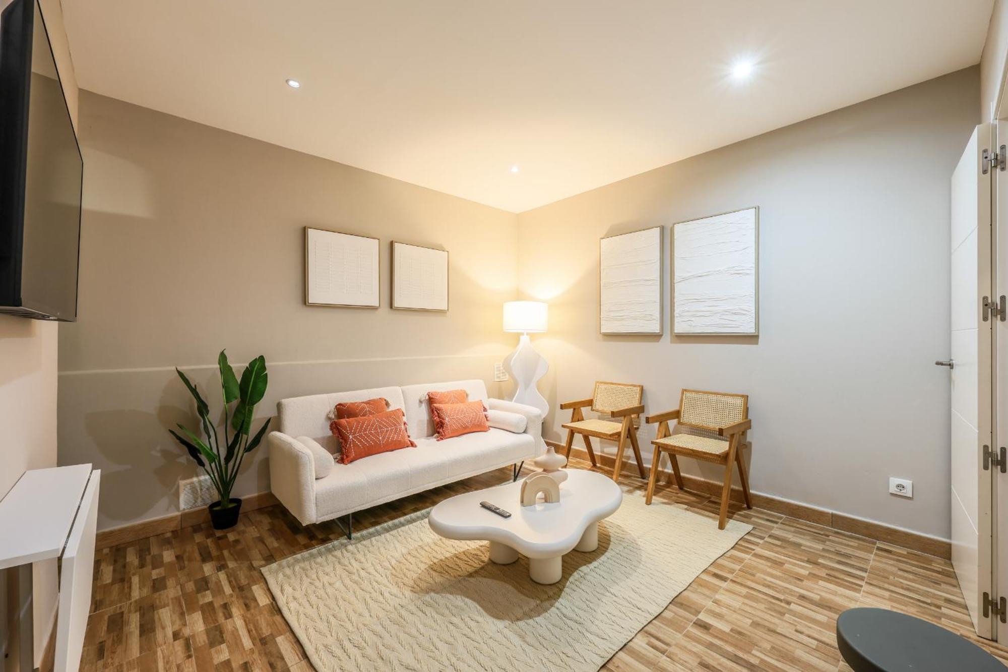 Nuevo Apartamento Funcional En Chamberi Madrid Bagian luar foto