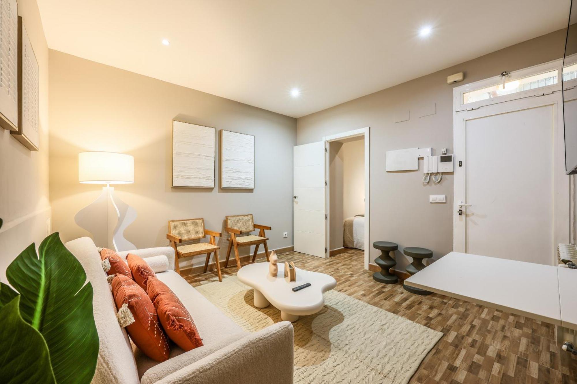 Nuevo Apartamento Funcional En Chamberi Madrid Bagian luar foto