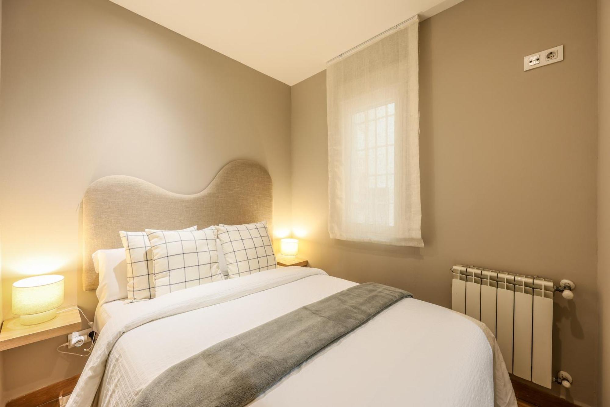 Nuevo Apartamento Funcional En Chamberi Madrid Bagian luar foto