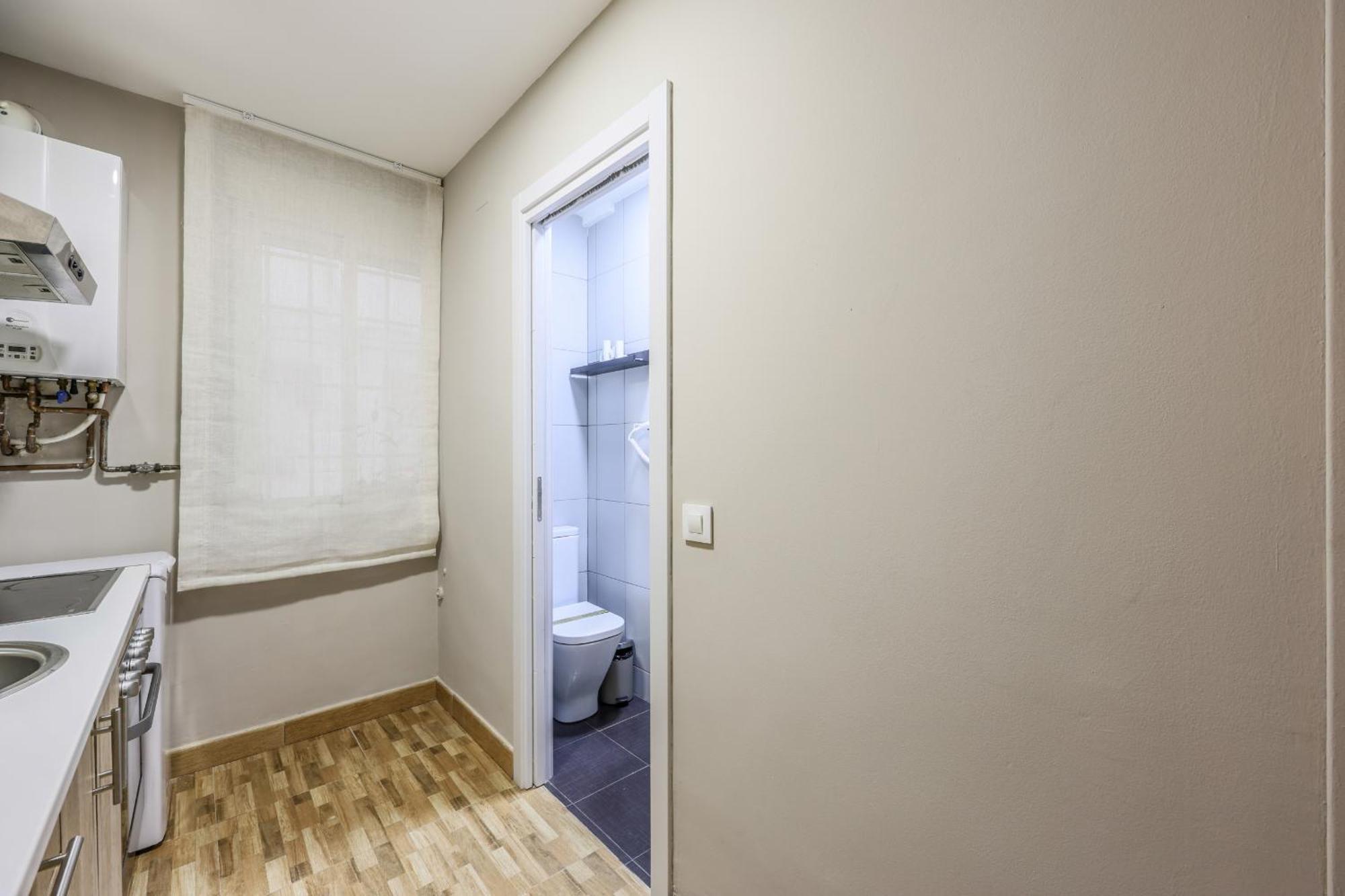 Nuevo Apartamento Funcional En Chamberi Madrid Bagian luar foto