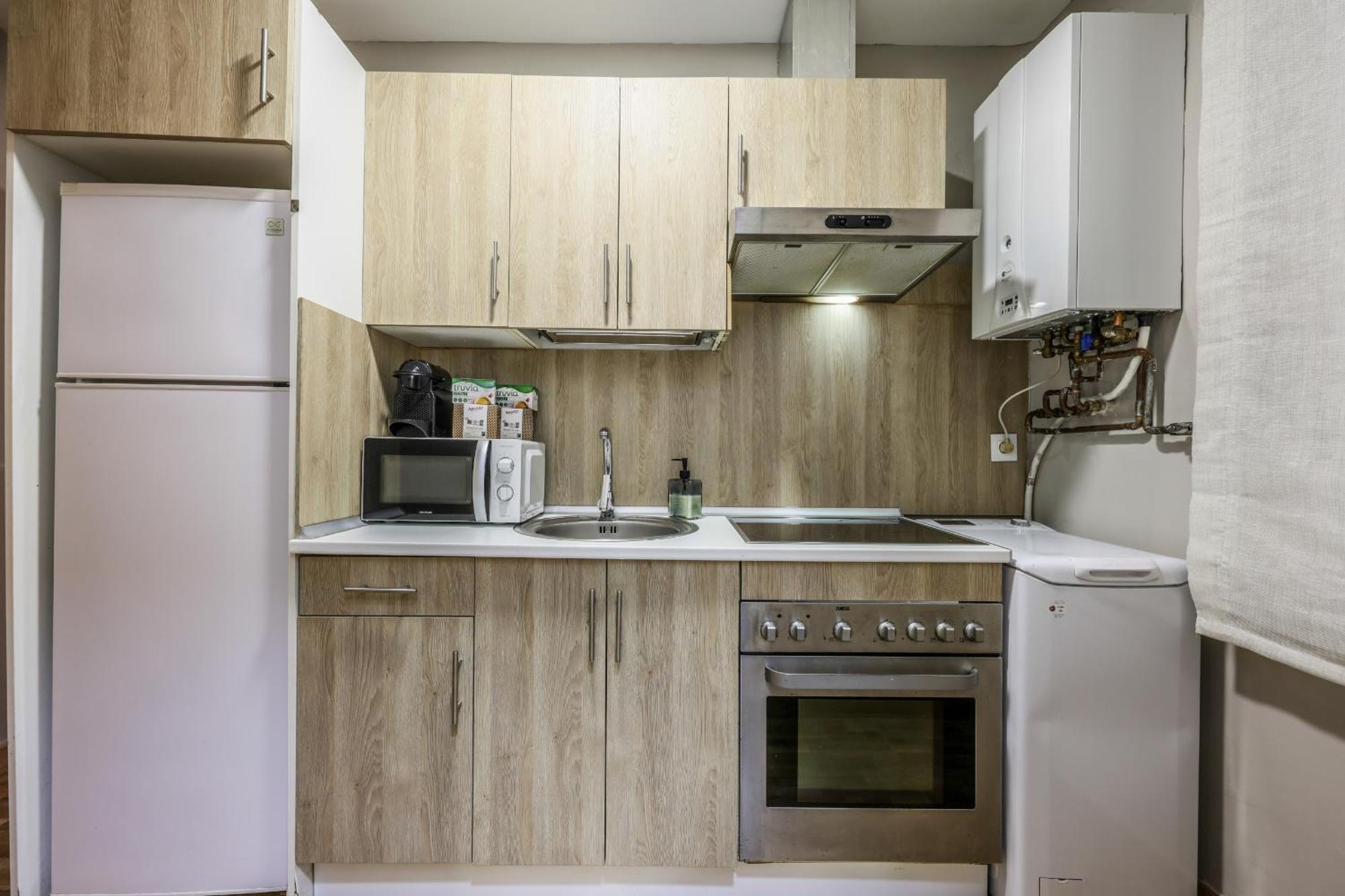 Nuevo Apartamento Funcional En Chamberi Madrid Bagian luar foto